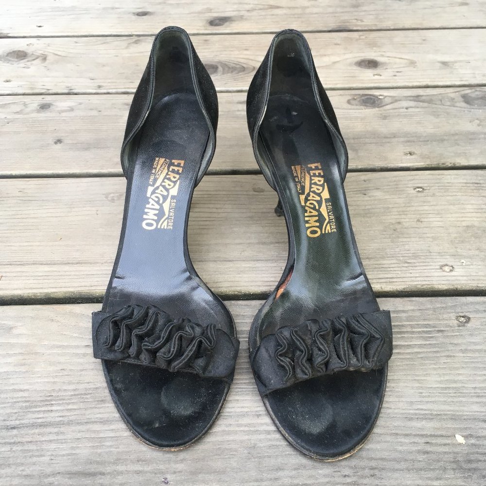 Vintage Salvatore Ferragamo d’Orsay Heels